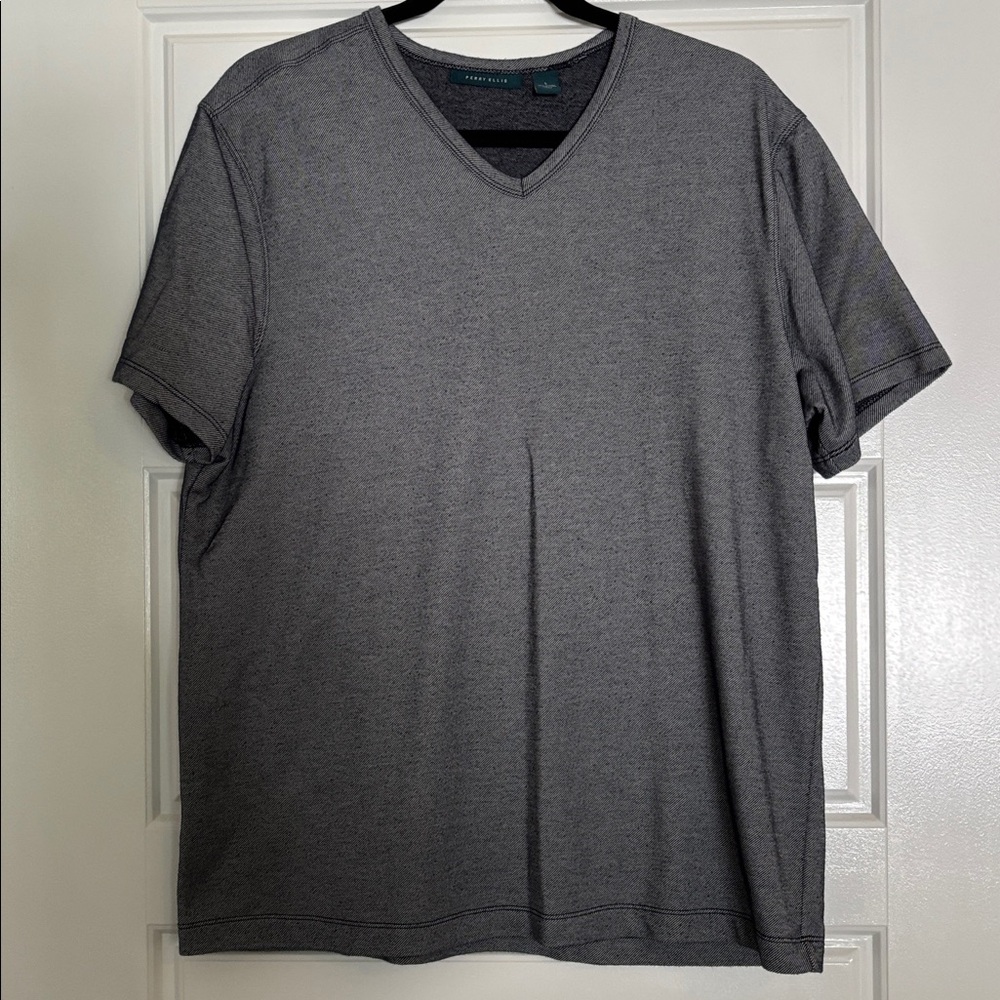 Perry Ellis T-shirt